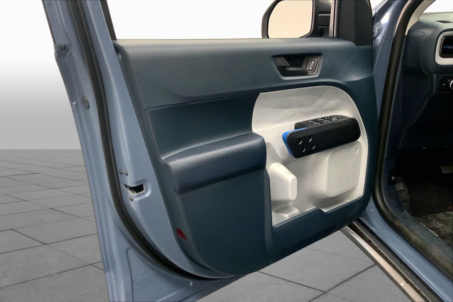 New 2026 Azure Gray Metallic Tri-Coat Ford XLT image 10