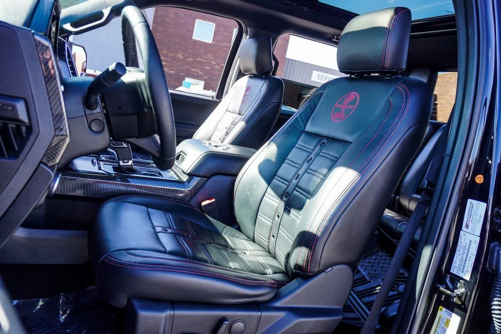 Used 2019 Black Ford Lariat image 6