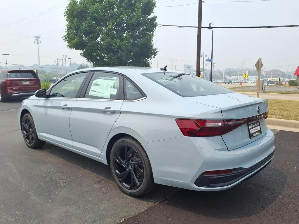 New 2026 Monument Gray Volkswagen 1.5T SE image 4