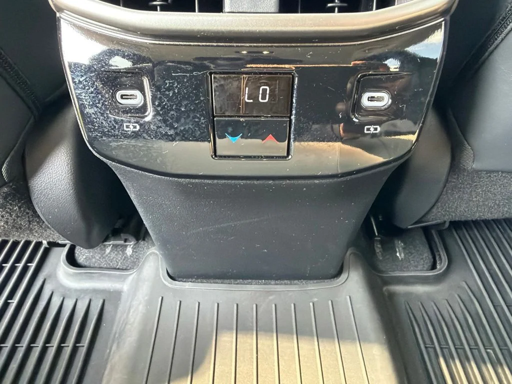 Used 2023 White Lexus 350 Premium image 29