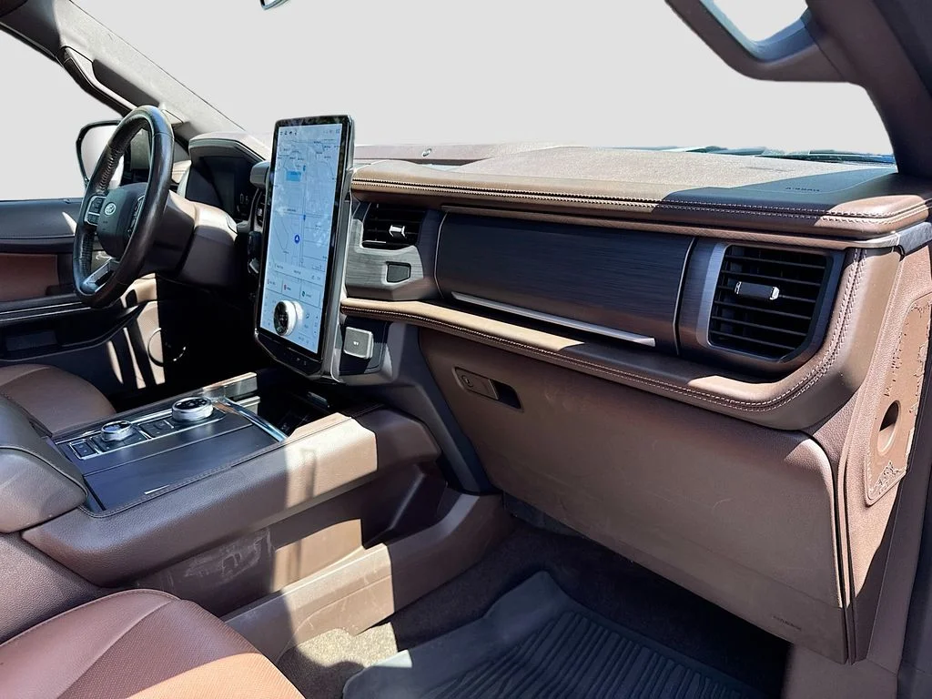 Used 2023 Black Ford King Ranch image 33