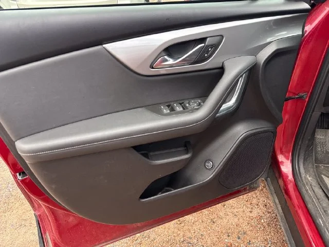 Used 2020 CAJUN RED TINTCOAT Chevrolet LT image 11