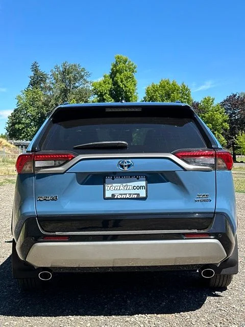 Used 2022 Cavalry Blue/Midnight Black Metallic Toyota XSE image 7