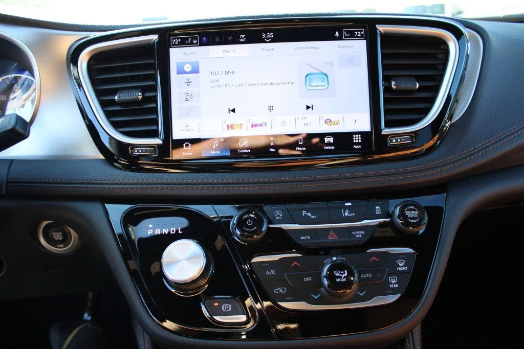 2026 Chrysler Pacifica Pinnacle - Photo 18