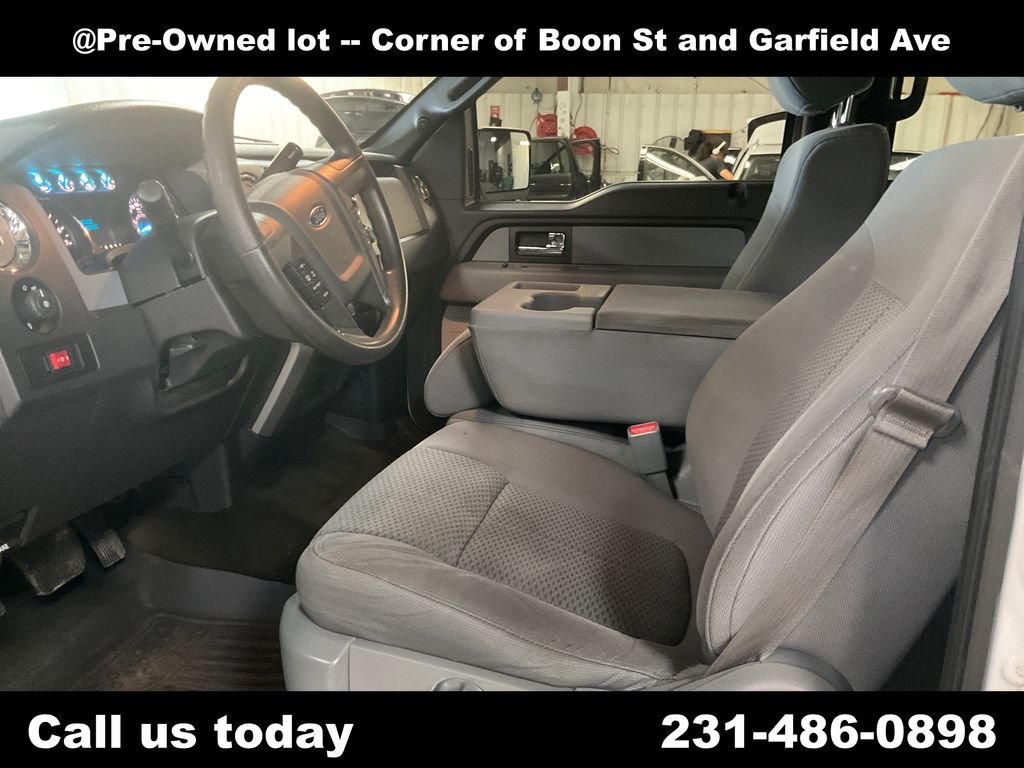 Used 2014  Ford XL image 14