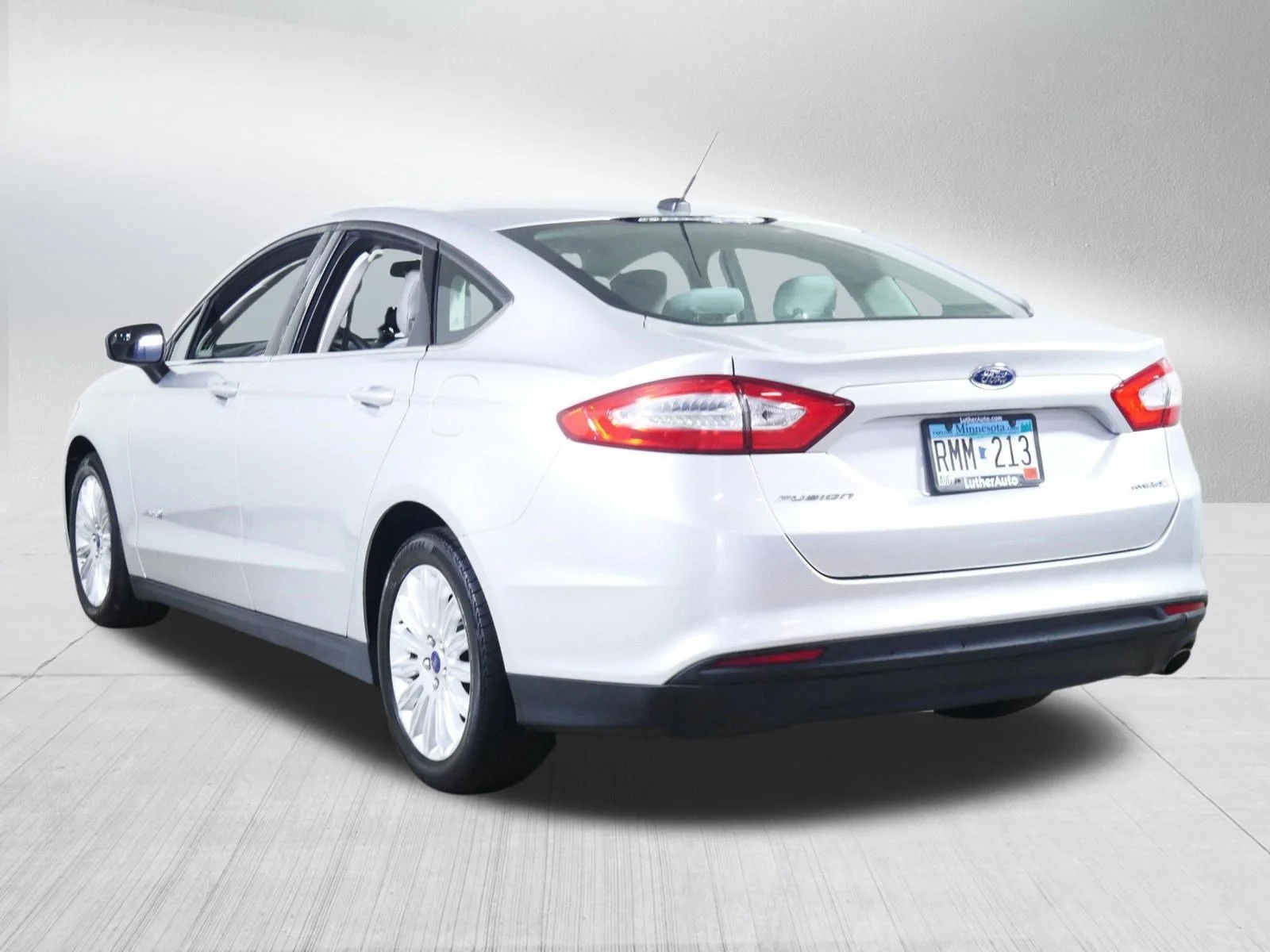 Used 2014 Ingot Silver Metallic Ford S Hybrid image 5