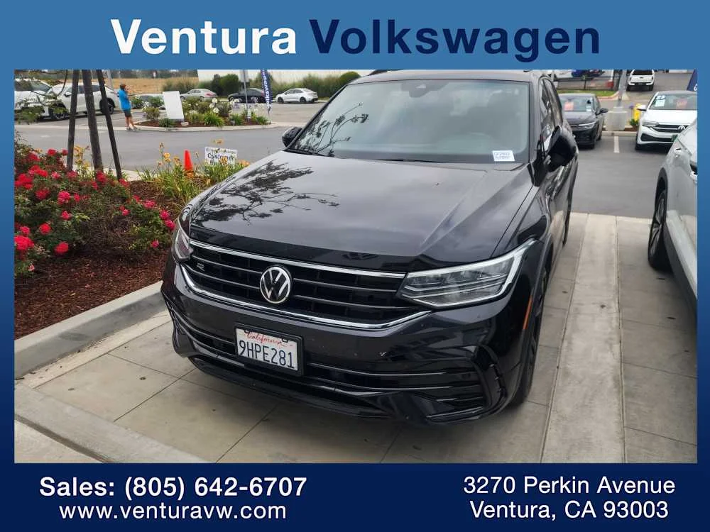 2023 Volkswagen Tiguan 2.0T SE R-Line Black's photo