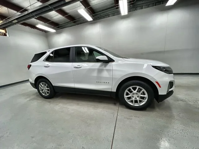 2024 Chevrolet Equinox LT - Photo 9