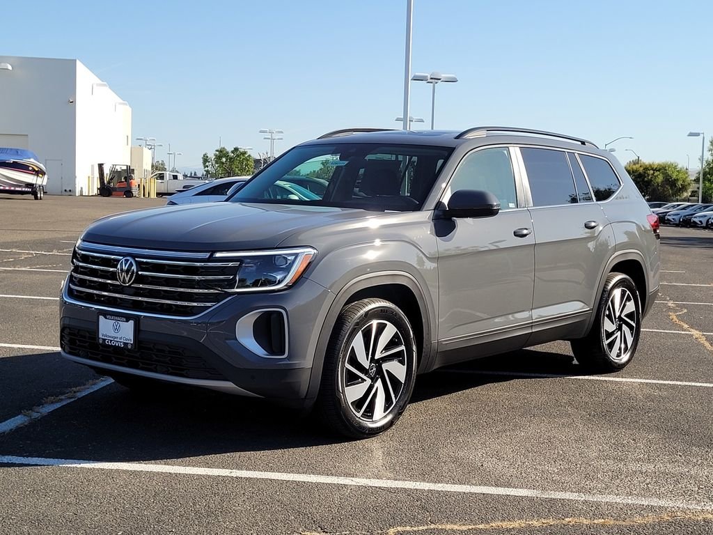 New 2026 Gray Volkswagen 2.0T SE w/Technology image 9