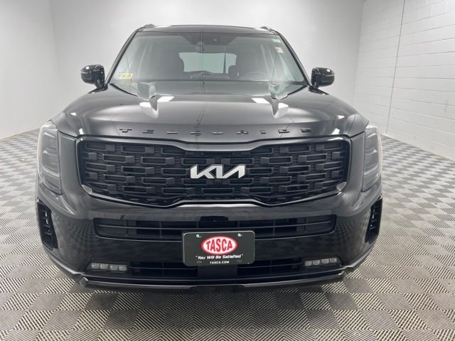 Used 2022 Black Kia SX image 3