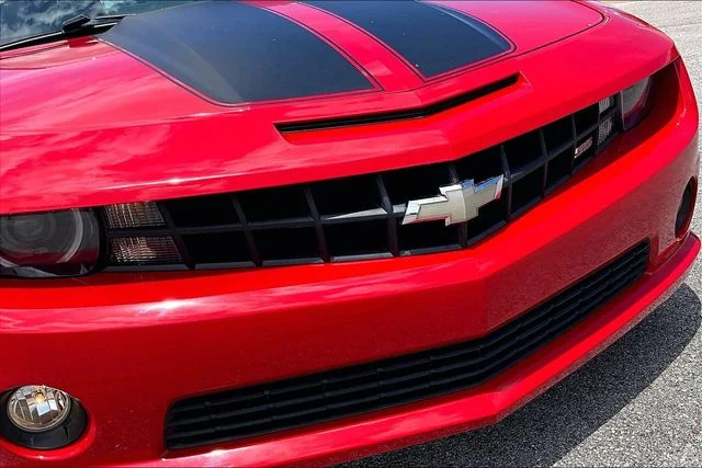 Used 2010 Red Chevrolet SS image 27