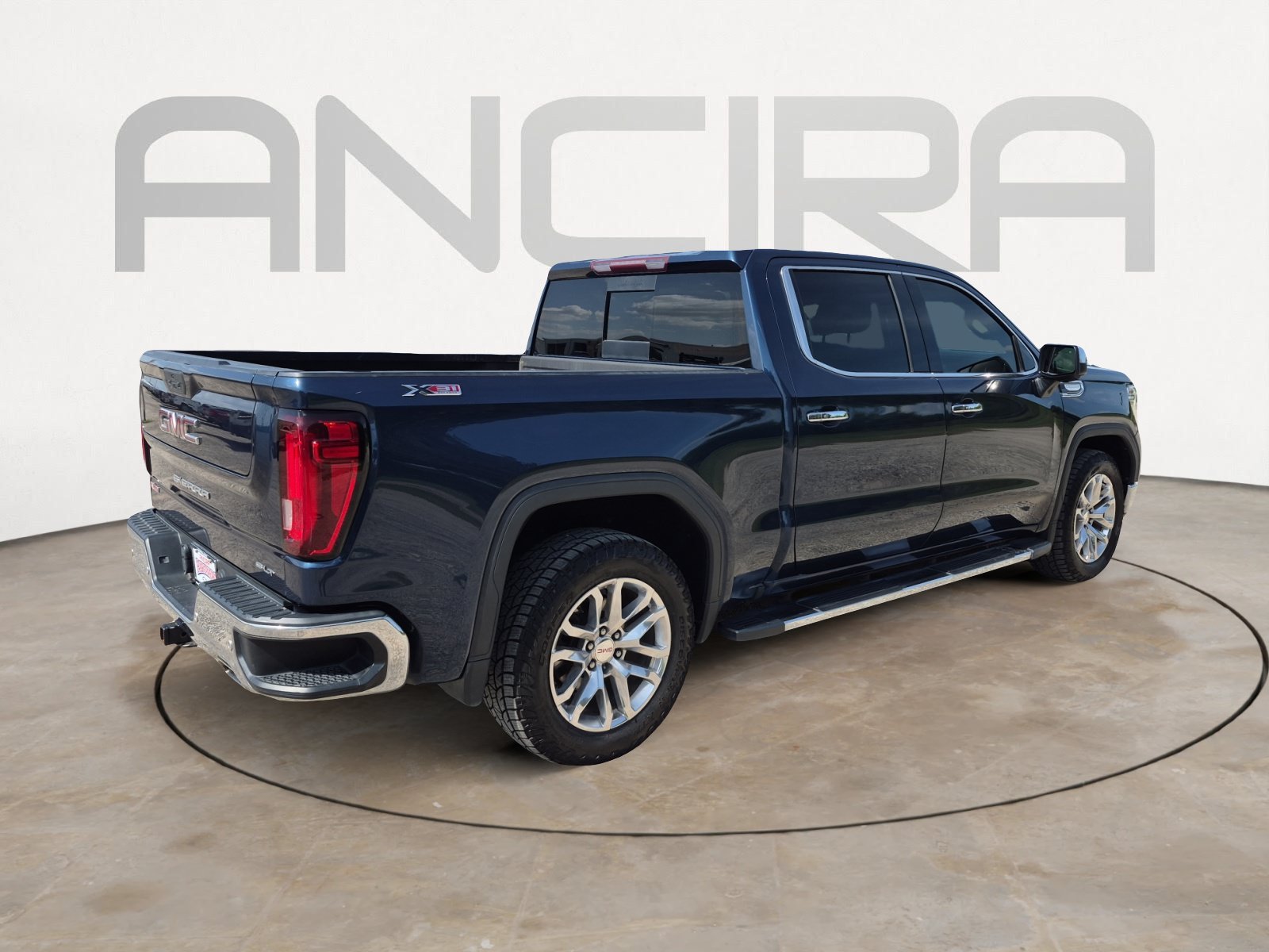 Used 2022 PACIFIC BLUE METALLIC GMC SLT image 10
