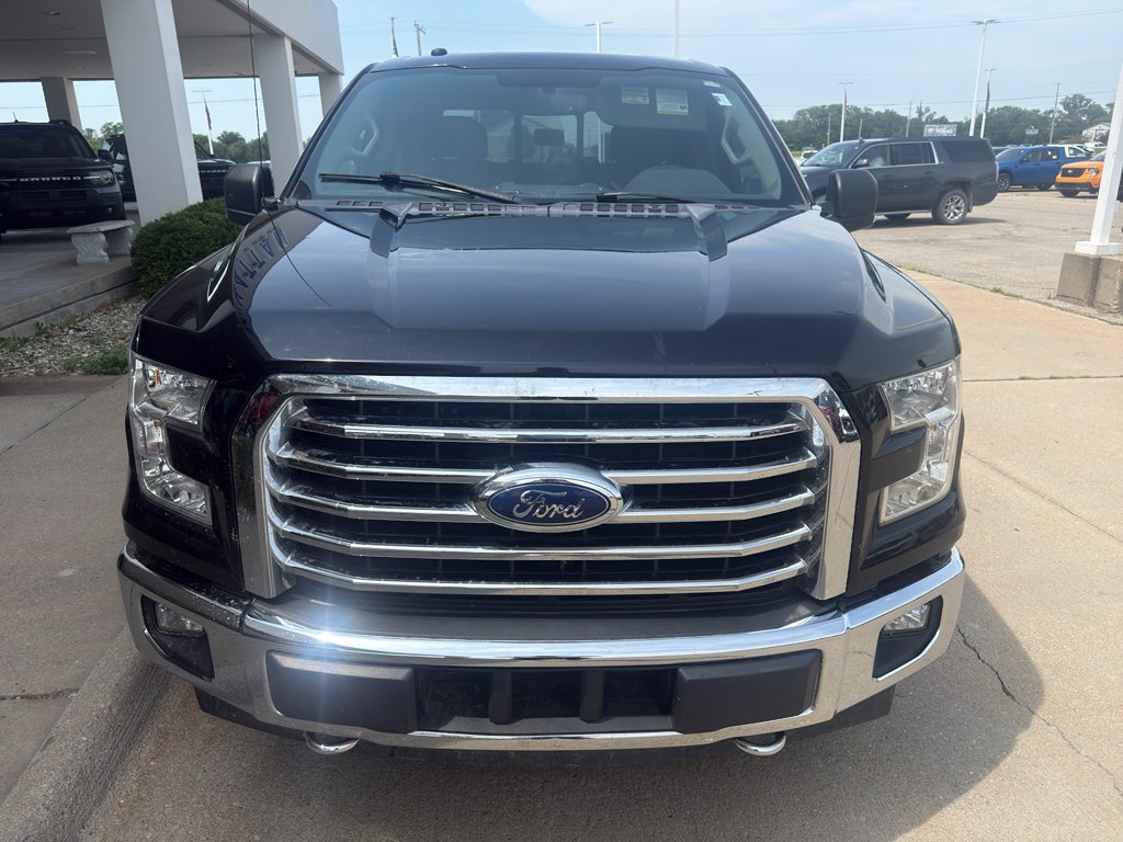 Used 2017 Shadow Black Ford XLT image 3