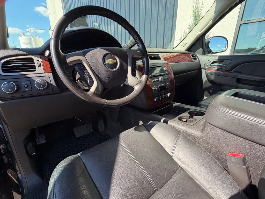 Used 2013 Black Chevrolet LT image 7