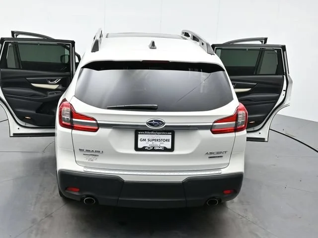 Used 2019 Crystal White Pea Subaru Limited image 44