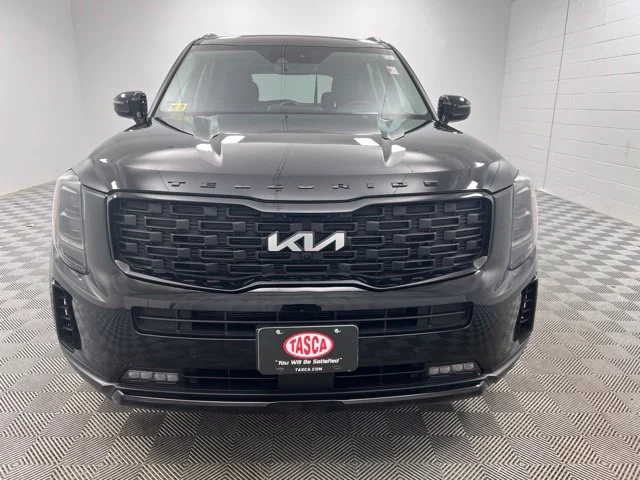 Used 2022 Black Kia SX image 3