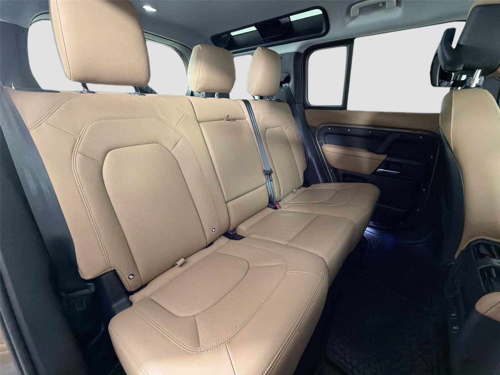 New 2026 Gondwana Stone Land Rover 110 S P300 image 26