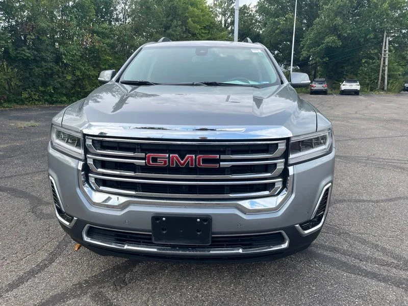 Used 2023 Silver GMC SLT image 2