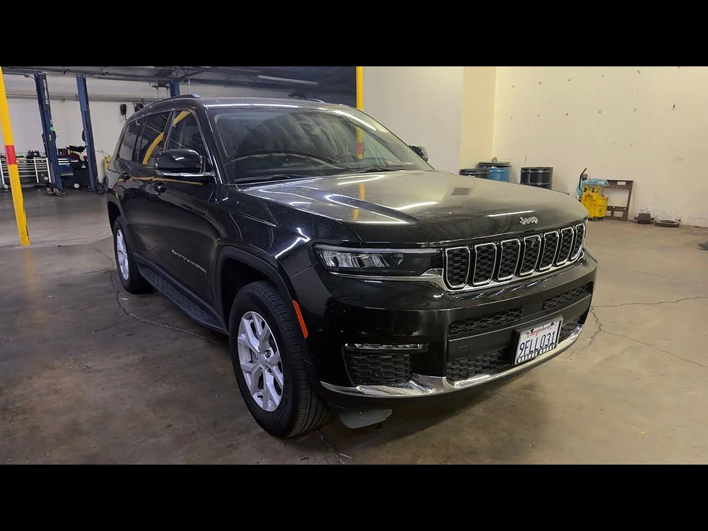 2023 Jeep Grand Cherokee L Limited's photo