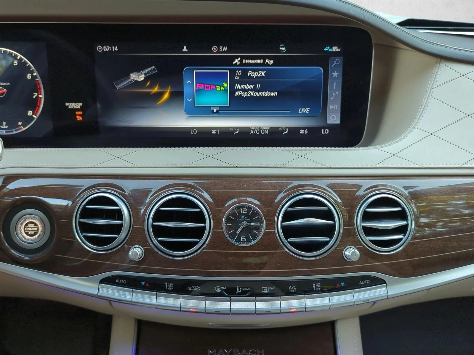 Used 2020 Iridium Silver Metallic Mercedes-Benz Maybach S 560 image 14