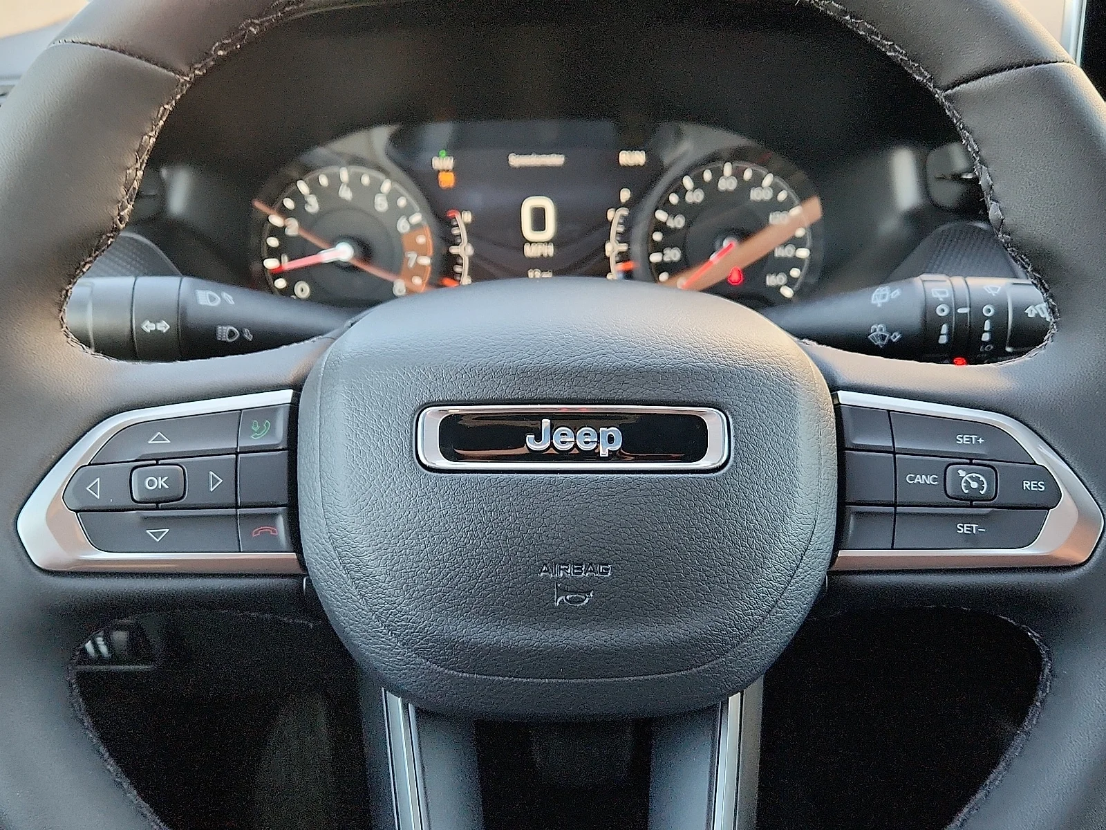 New 2026 Orange Jeep LATITUDE ALTITUDE 4X4 image 19
