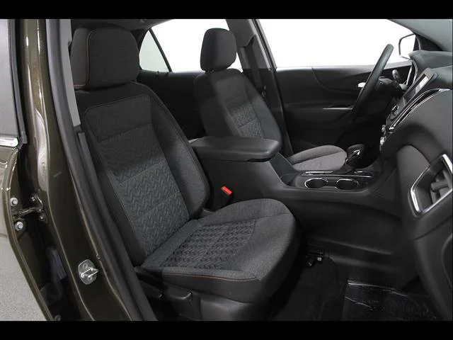 2023 Chevrolet Equinox LT - Photo 17