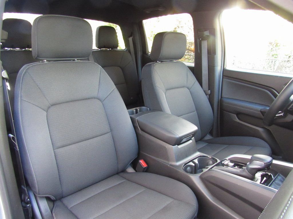 2024 Chevrolet Colorado LT - Photo 21