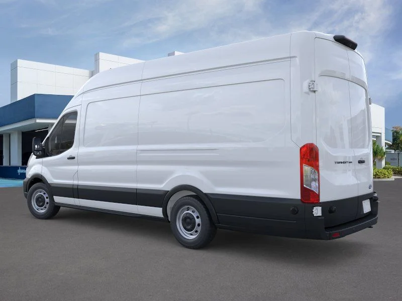 New 2026 Oxford White Ford Base image 4