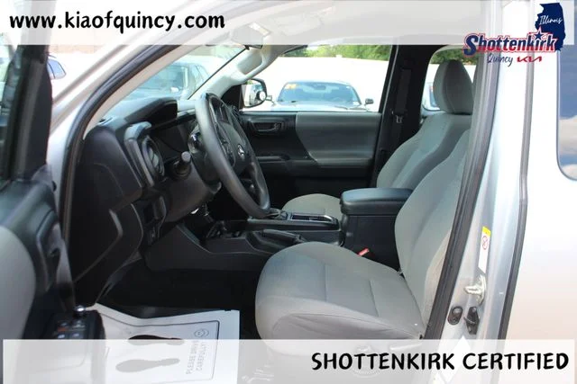 Used 2018 Silver Toyota SR image 14