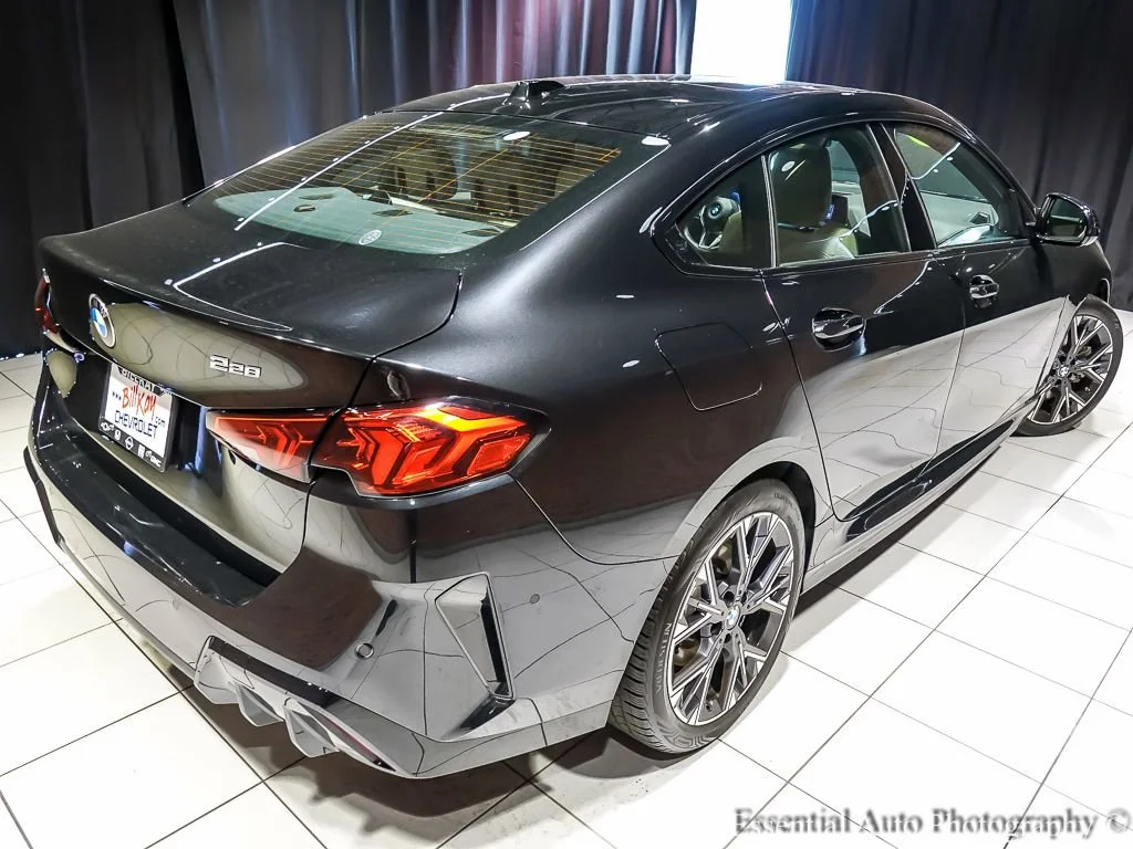 Used 2025 Black BMW xDrive image 12