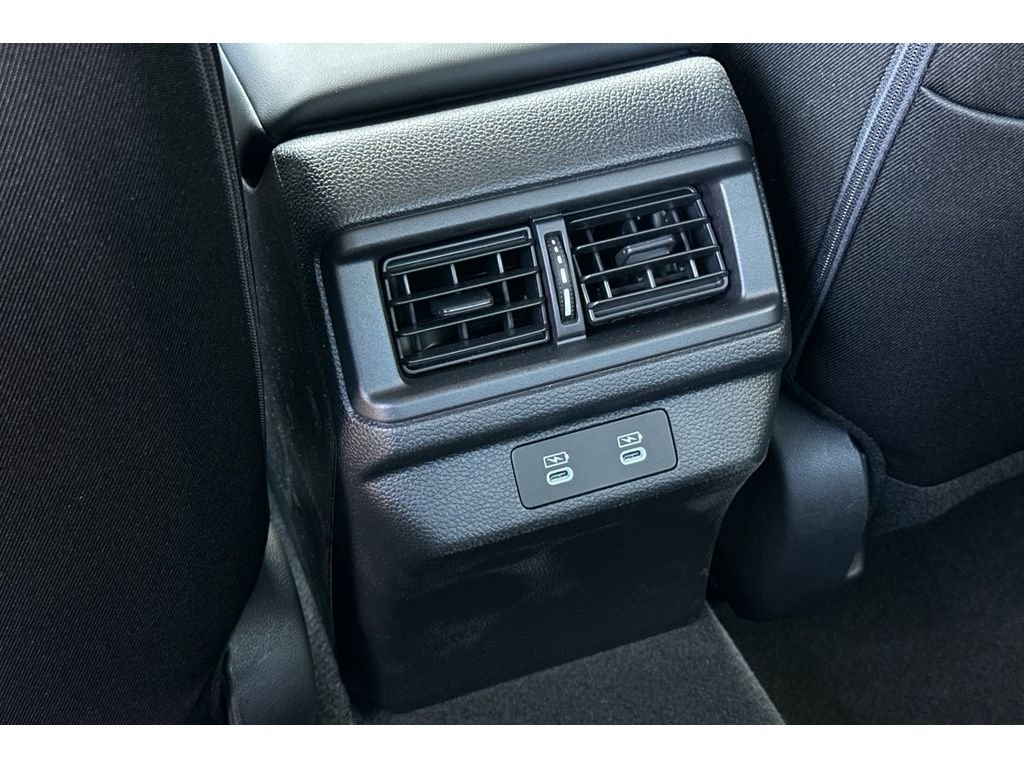 New 2026 Platinum White Pearl Honda LX image 14