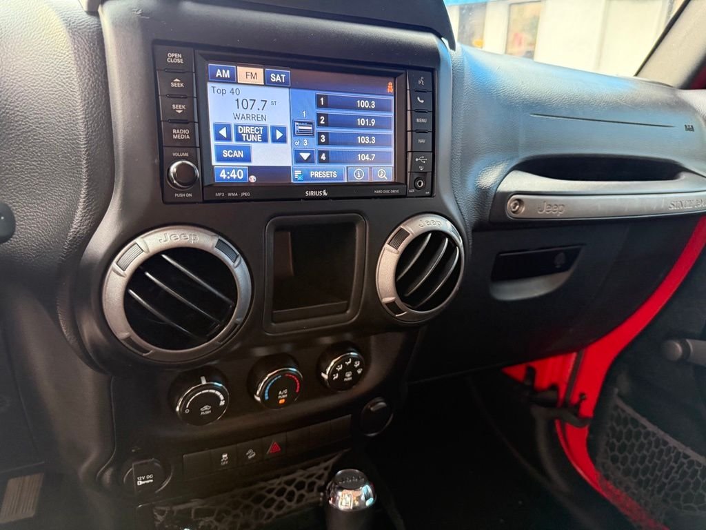 2017 Jeep Wrangler Unlimited Sport - Photo 22