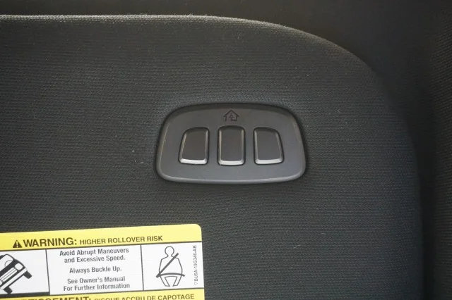 Used 2023 WHITE Ford Platinum image 45