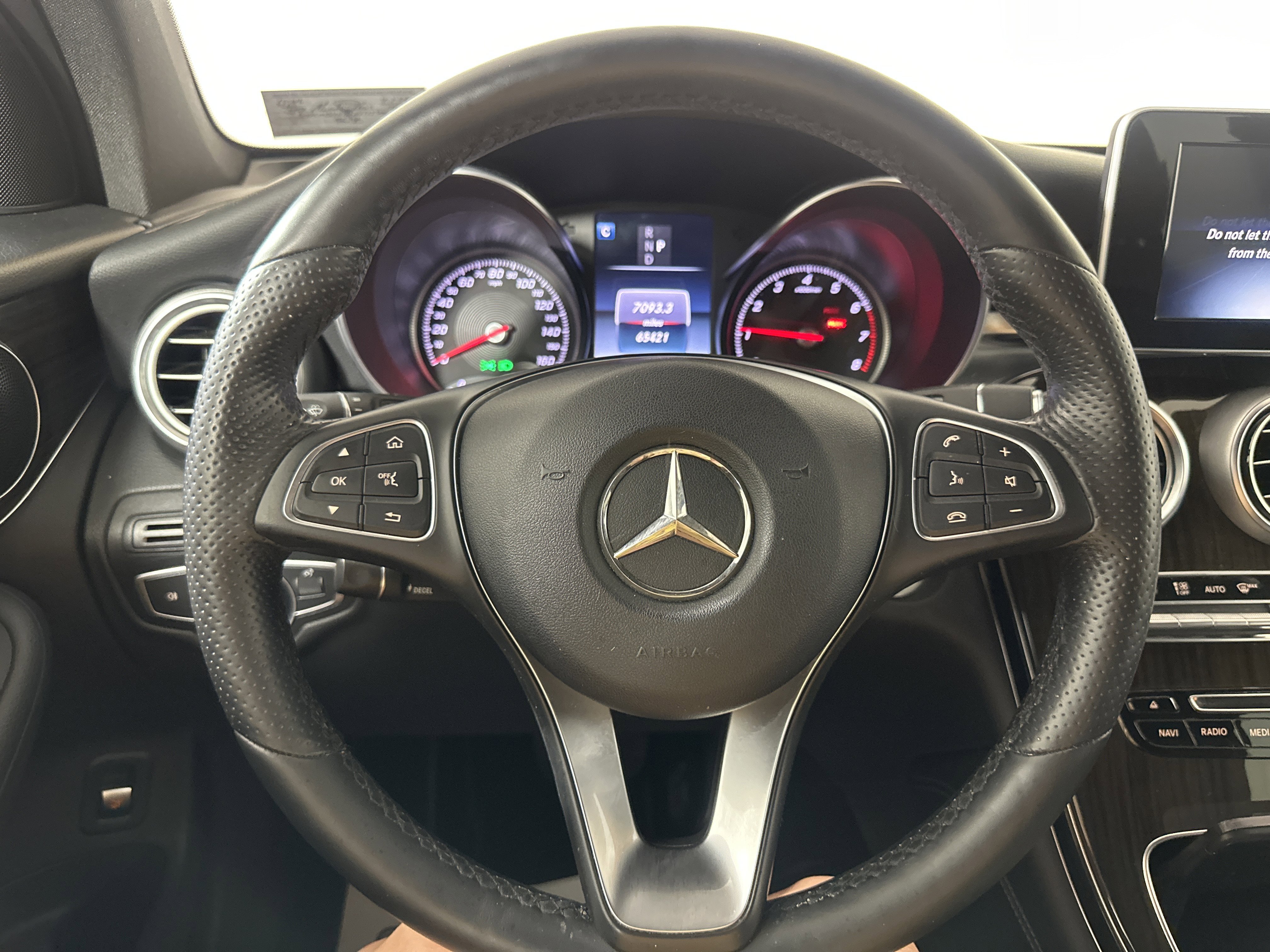 Used 2017 Polar White Mercedes-Benz GLC 300 image 12