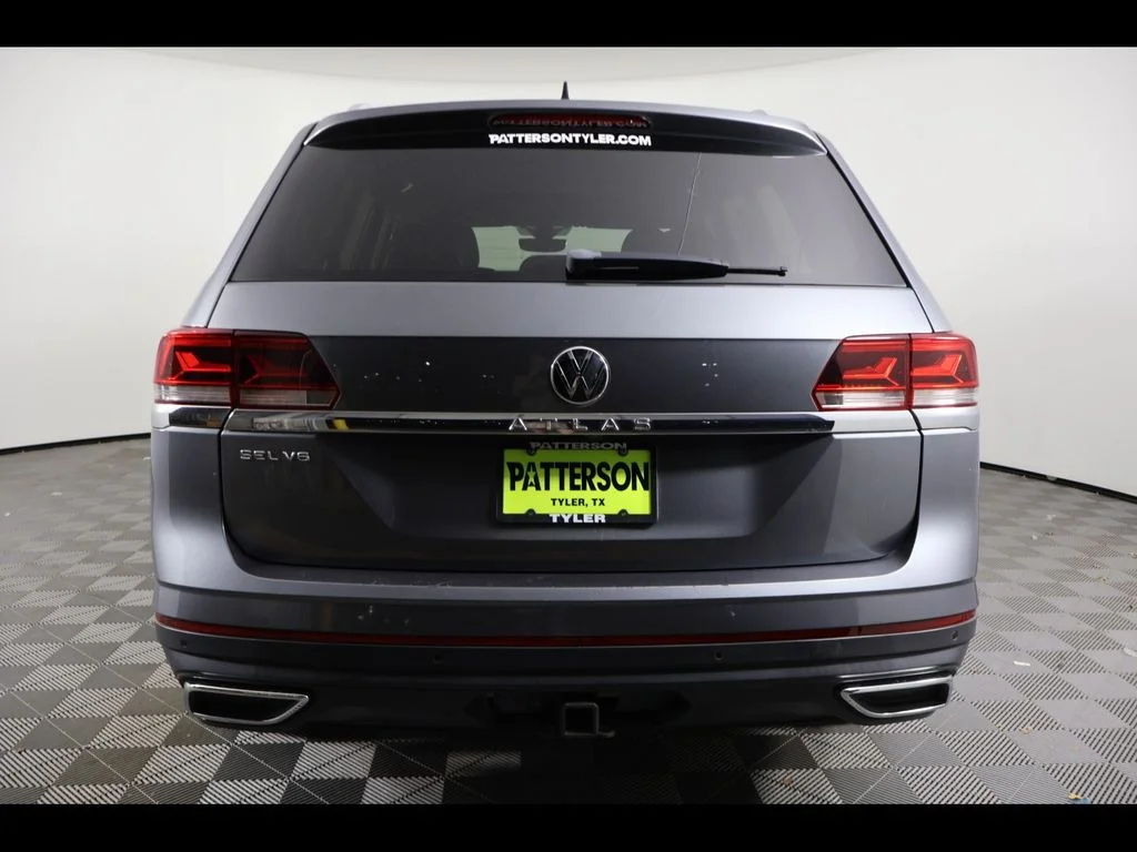 Used 2021 Gray Volkswagen SEL image 5