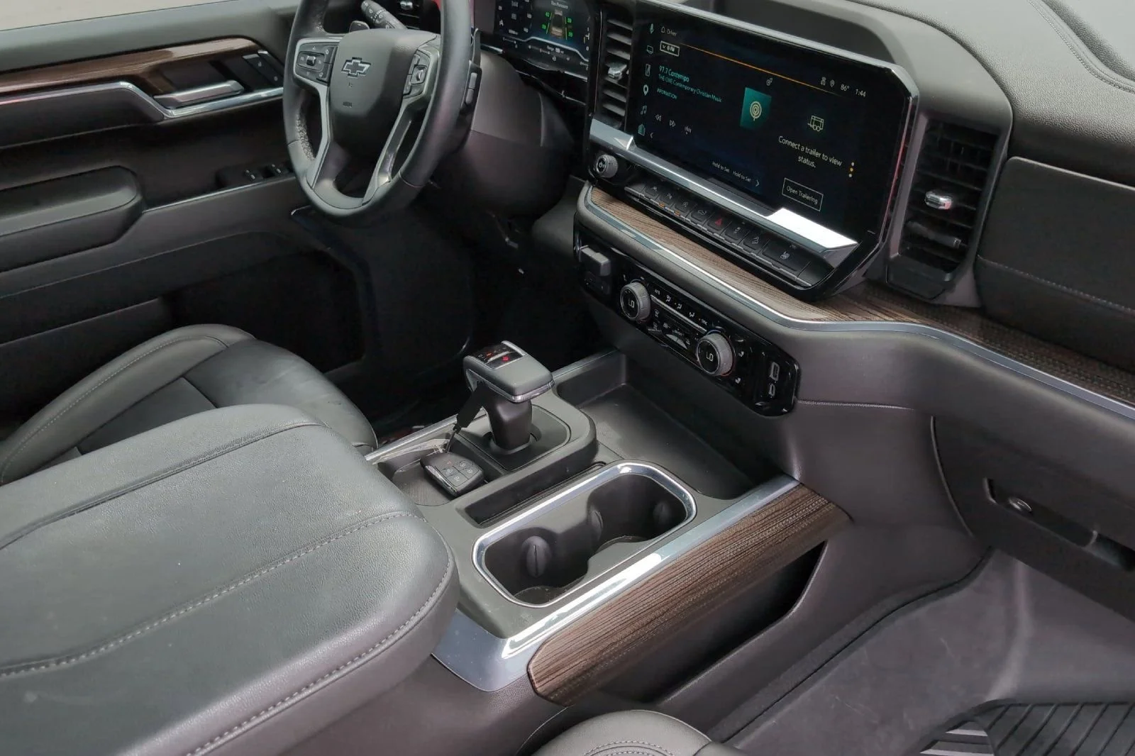 Used 2025 Cypress Gray Chevrolet LT Trail Boss image 16