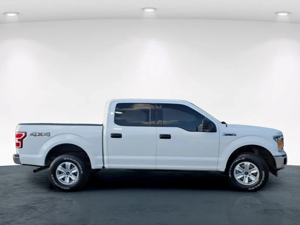 Used 2018 White Ford XLT image 5