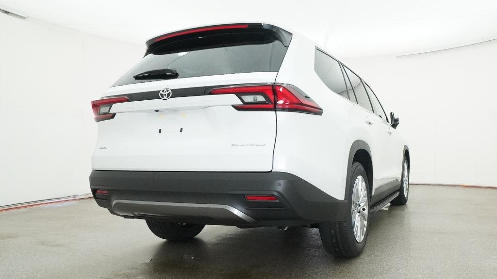 New 2026 Wind Chill Pearl Toyota Platinum image 9