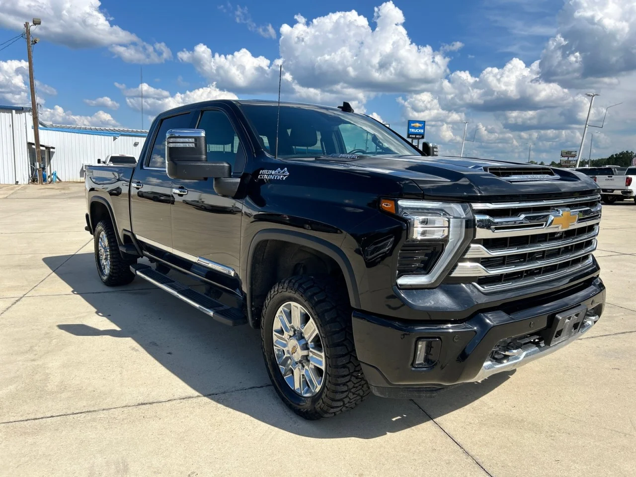 Used 2024 Black Chevrolet High Country image 2