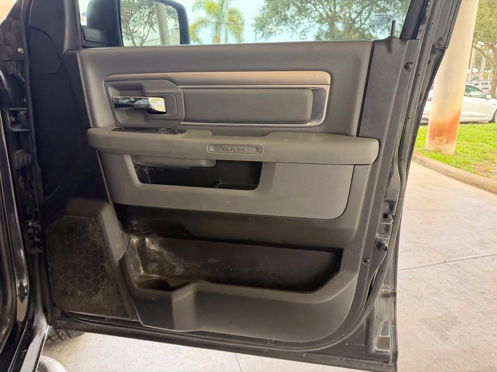 Used 2016 Black Ram SLT image 16