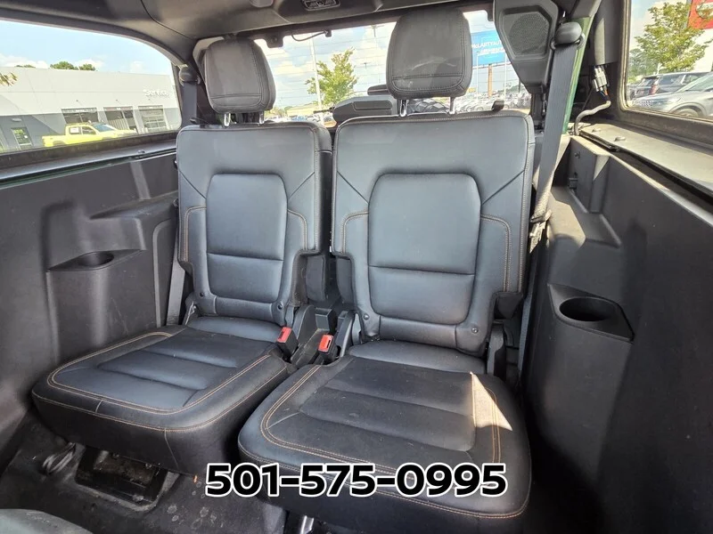Used 2023 Eruption Green Metallic FORD BASE 2 DOOR ADVANCED 4X4 image 9