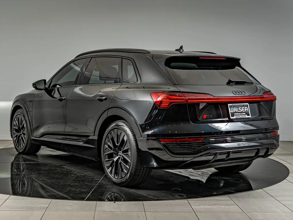 Certified Used 2024 Mythos Black Metallic Audi Prestige image 7