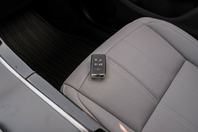 New 2026 Santorini Black Land Rover S image 64