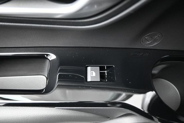 2025 Hyundai Santa Cruz Limited - Photo 10