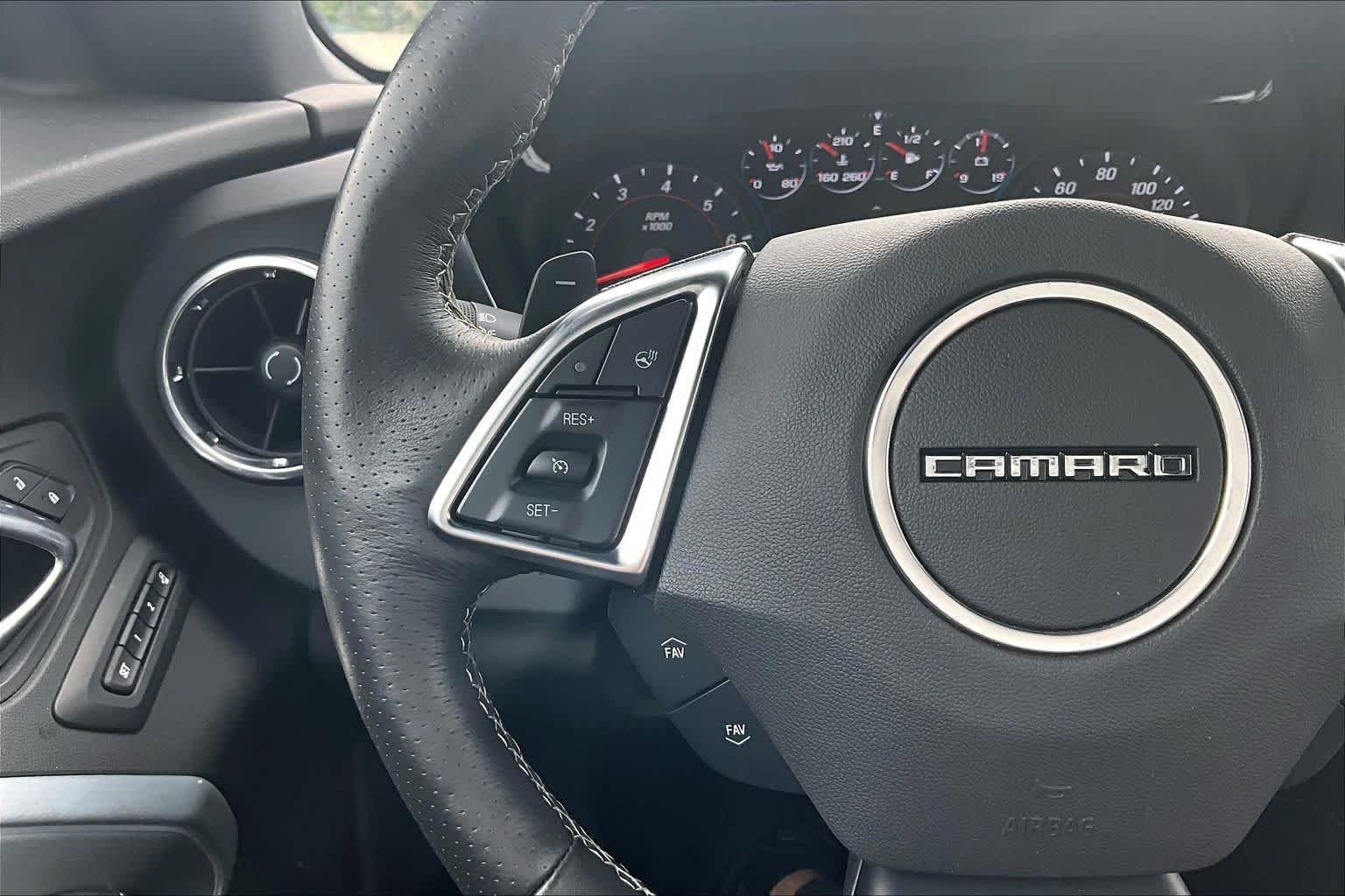 Used 2018 Silver Ice Metallic Chevrolet 2SS image 22