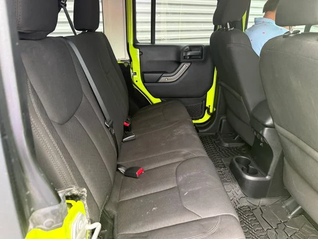 Used 2017 Green Jeep Unlimited Sport image 7