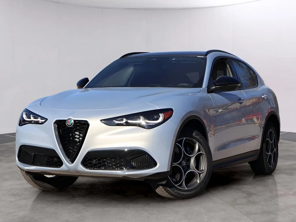 2025 Alfa Romeo Stelvio Stelvio AWD's photo