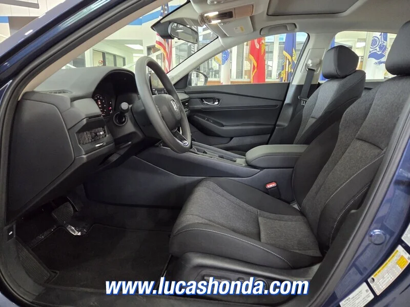 Used 2024 Blue Honda EX CVT image 7