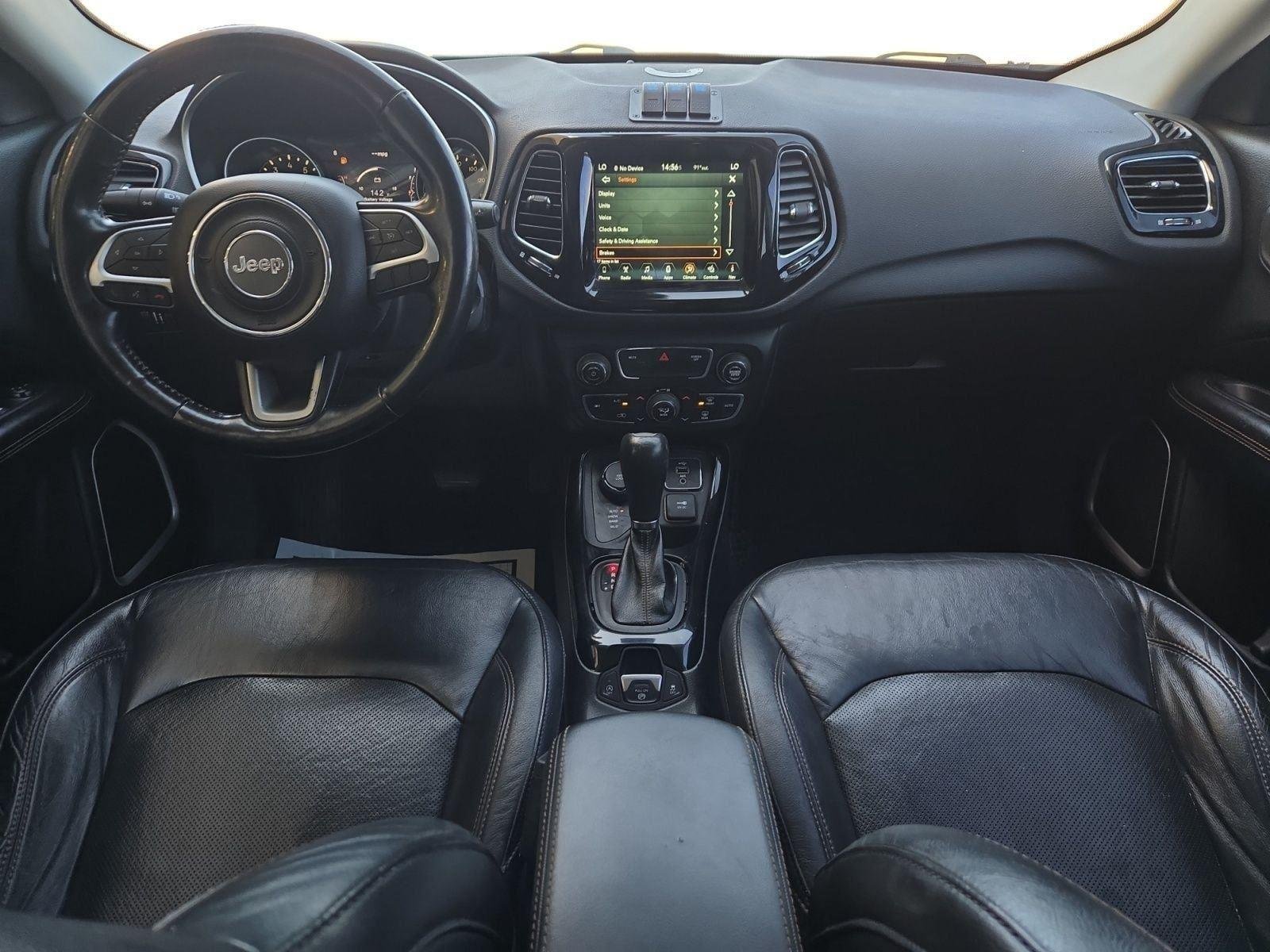 Used 2018 Billet Silver Metallic Clearcoat Jeep Limited image 15