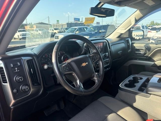 Used 2018 Red Chevrolet LT image 15